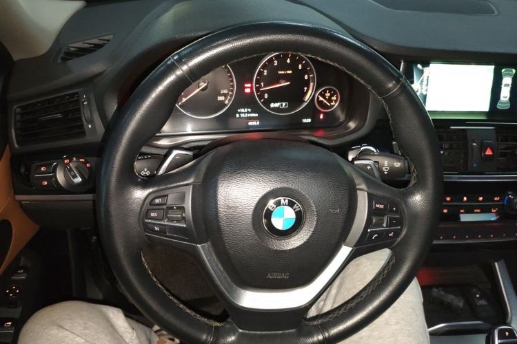 Used BMW X4 2014 xDrive28i Leading Model