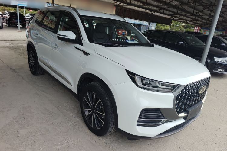 Used Chery Tiggo 8 PLUS 2024 Champion Edition 290TGDI DCT Passionate Version 5-Seater Front Right 45 Deg