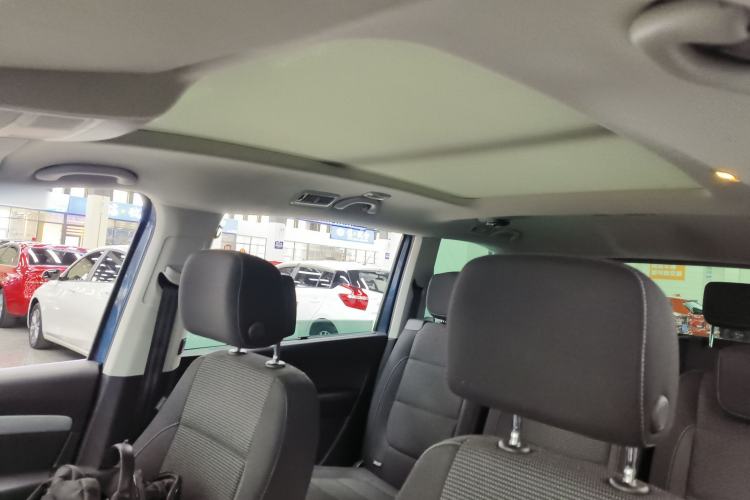 Used Volkswagen Sharan 2016 380TSI Comfort Edition 7-Seater
