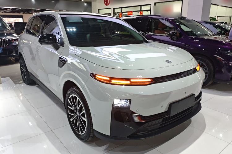 Used Leapmotor B10 2025 510 Joyful Edition
