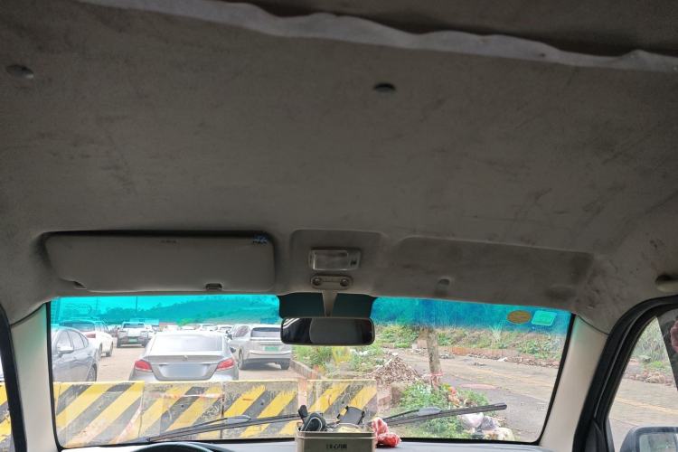 Used Jinbei New Hiace X30L 2023 1.5L Super-Enjoyment Edition Passenger Van 5/6/7-Seater Non-Air-Conditioned Version SWC15M Headliner