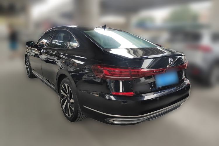 Used Volkswagen Passat 2022 330TSI Starry Elite Edition Rear Left 45 Deg