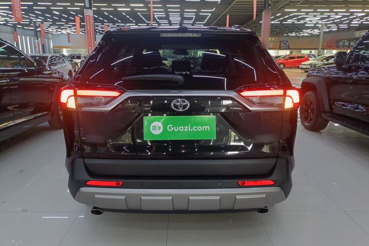 Used Toyota RAV4 2024 2.0L CVT Two-Wheel Drive Fashion Plus Edition Rear