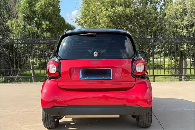 Used smart fortwo 2018 1.0L 52kW Hardtop Passion Edition China V Standard
