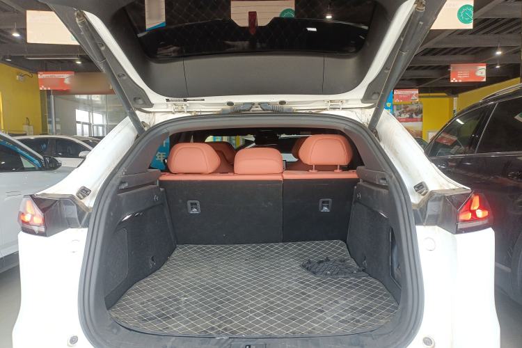 Used Deepal S07 2023 200Max Range-Extended Version Trunk