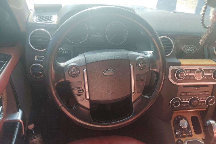 Used Land Rover Discovery 2012 5.0 V8 HSE Steering Wheel
