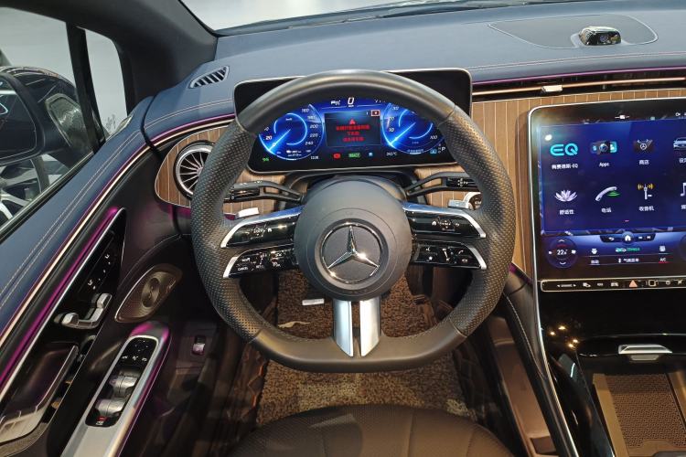 Used Mercedes-Benz EQE 2022 350 Pioneer Edition Steering Wheel