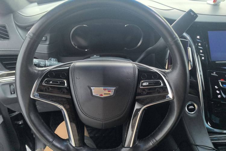 Used Cadillac Escalade 2017 6.2L ESV Platinum Edition Extended-Length Version