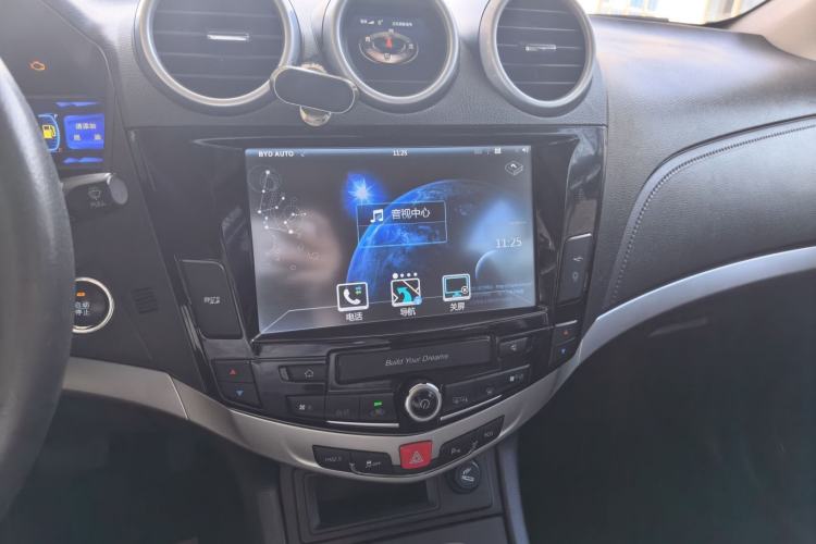 Used BYD S7 2016 2.0T Automatic Prestige Edition
