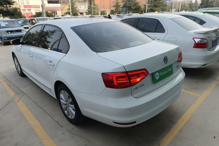 Used Volkswagen Sagitar 2015 230TSI Automatic Comfort Version Rear Left 45 Deg