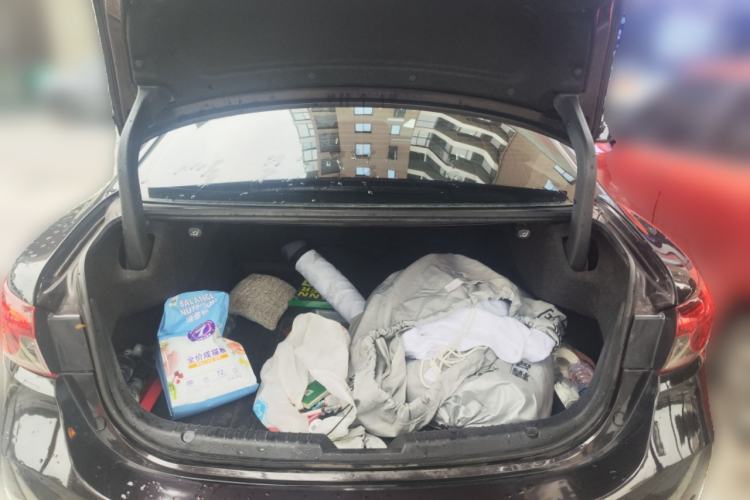 Used Mazda Atenza 2017 2.0L Blue Sky Luxury Edition
