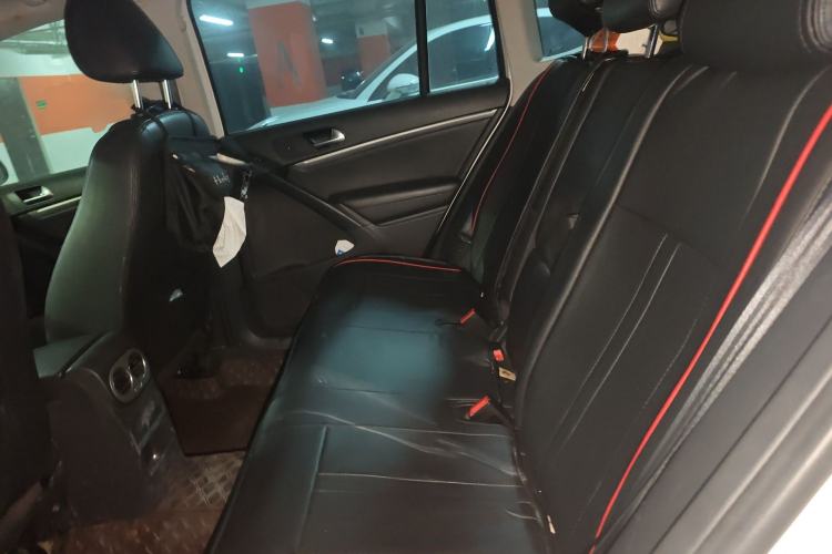 Used Volkswagen Tiguan 2013 1.8 TSI Automatic Two-Wheel Drive Comfort Edition Left Rear Seat