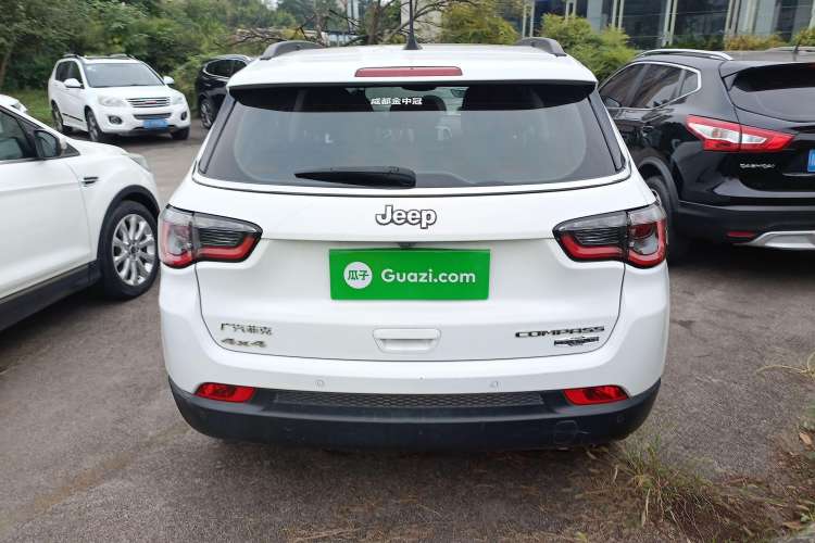 Used Jeep Compass 2019 200T Automatic Family Edition - Connected Large Screen Version