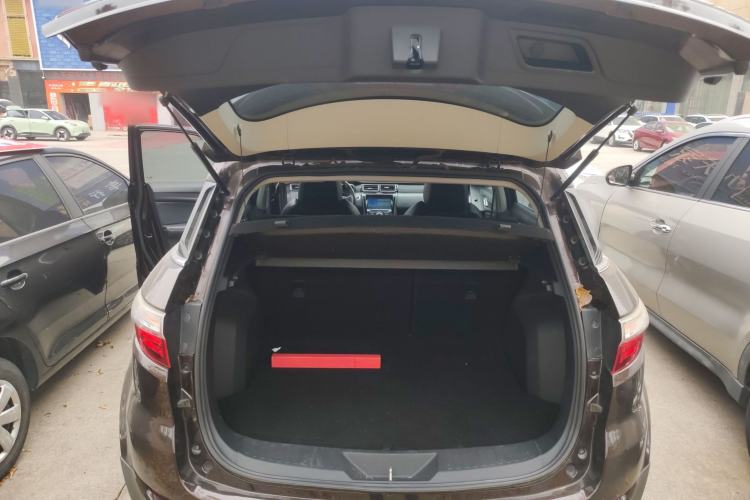 Used JMC Yusheng S330 2016 1.5L GTDi Automatic Two-Wheel Drive Prestige Edition