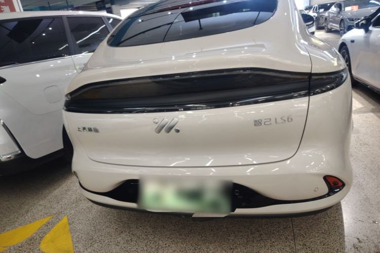 Used IM LS6 2023 Max Standard Edition