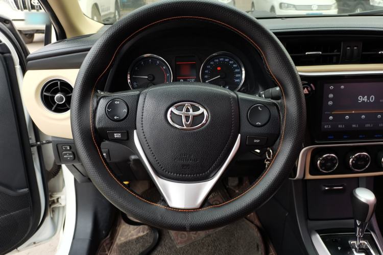 Used Toyota Corolla 2017 Revised Version 1.2T S-CVT GL-i
