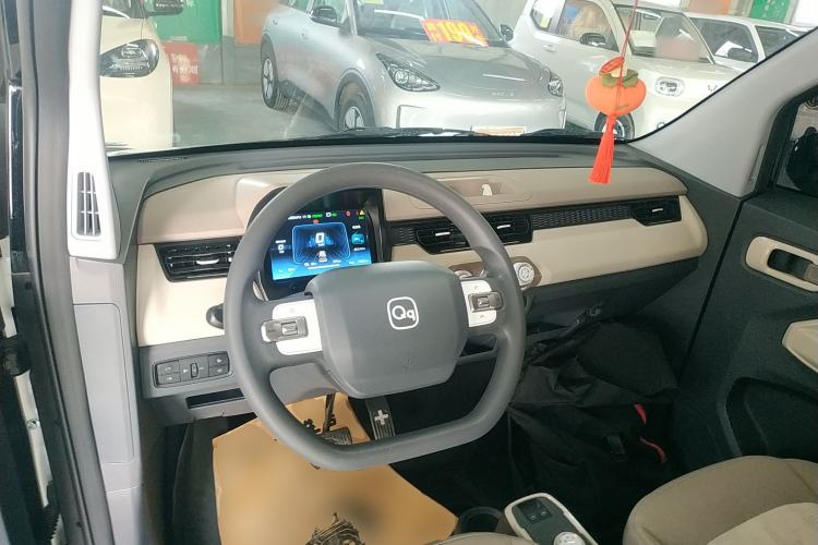 Used Chery QQ Ice Cream 2025 155km Sundae Edition Center Console