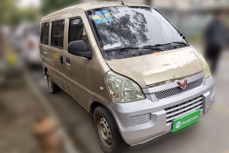 Used Wuling Rongguang 2011 1.2L Base Version

