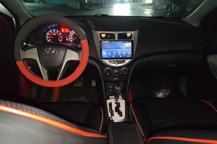 Used Hyundai Verna Ray 2014 1.4L Automatic GLX