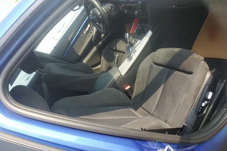 Used BMW 3 Series 2018 320i M Sport Package Right Front Seat