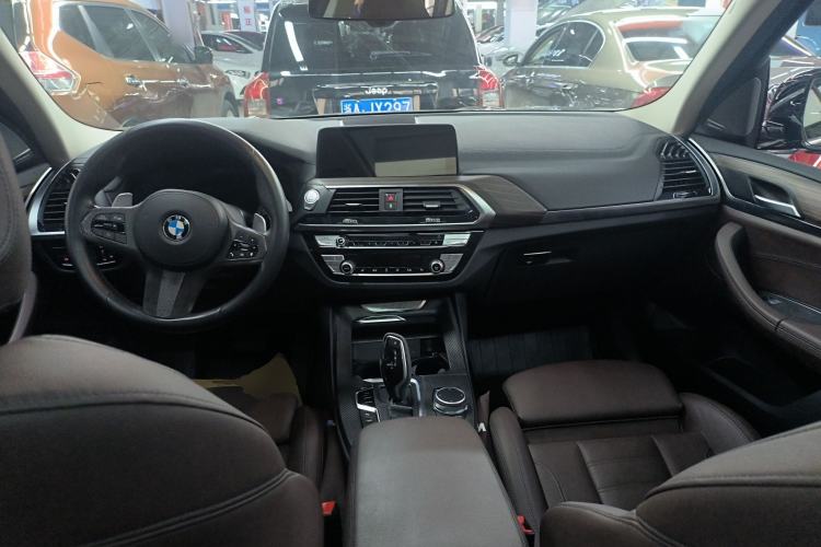 Used BMW X3 2021 xDrive28i M Sport Package Center Console