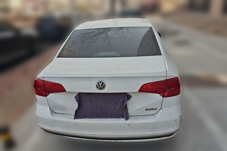 Used Volkswagen Bora 2016 1.6L Automatic Fashion Model
