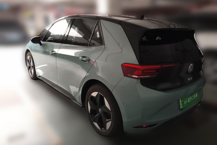 Used Volkswagen ID.3 2025 Revised Version Smart Edition Purely Intelligent Enjoyment Version Rear Left 45 Deg