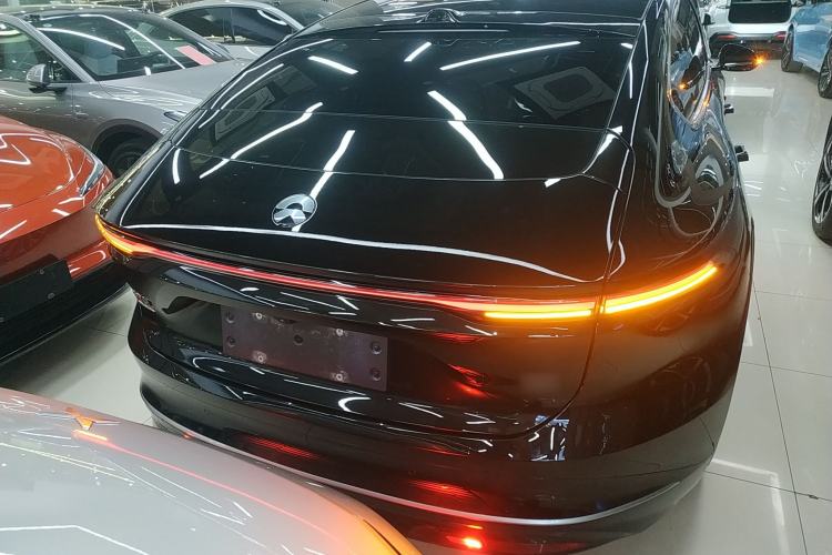 Used Nio ET9 2025 100kWh Signature Edition
