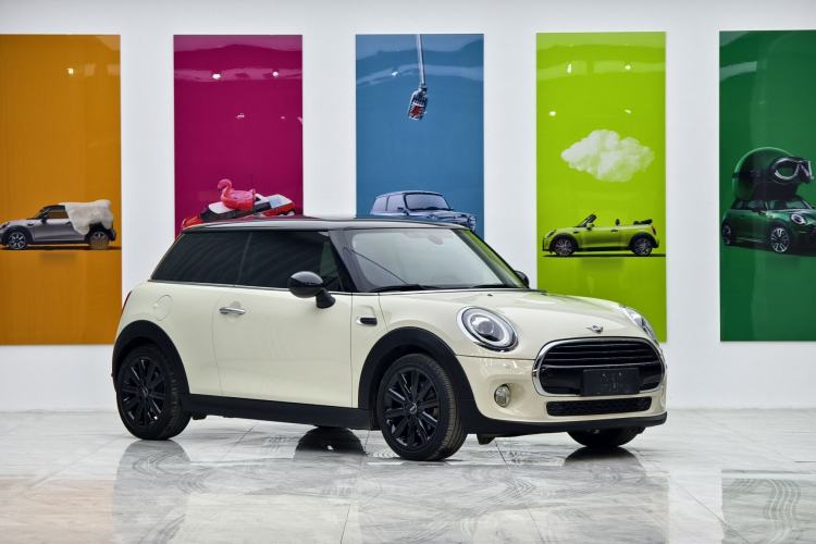 Used MINI MINI 2018 1.5T COOPER Artist