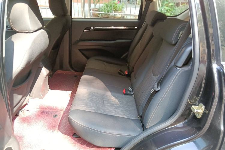 Used Land X8 2017 2.0T Gasoline 4x2 Luxury Edition