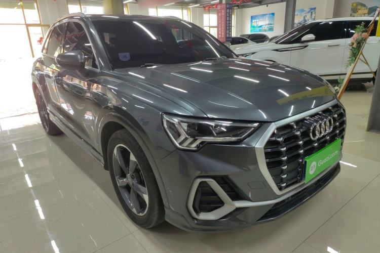 Used Audi Q3 2019 35 TFSI Fashion Dynamic Model
