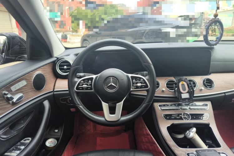 Used Mercedes-Benz E-Class 2019 E 260 L
