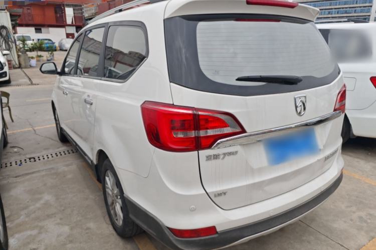 Used Baojun 730 2016 1.5T Manual Comfort Version 7 Seats