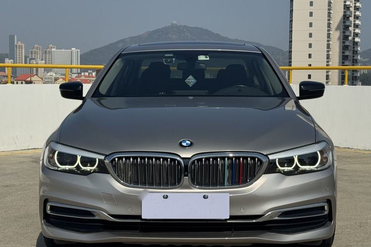 Used BMW 5 Series 2019 Facelifted 525Li Luxury Package
