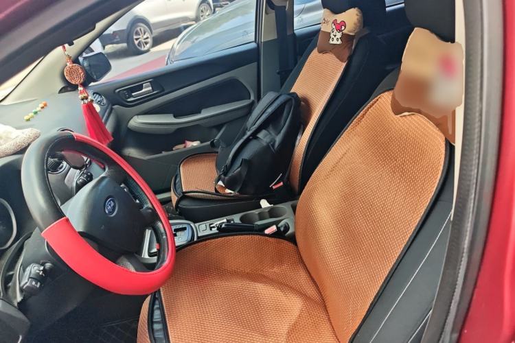 Used Ford Focus 2013 Hatchback Classic 1.8L Automatic Base Model Left Front Seat