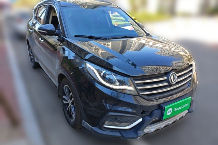 Used Dongfeng Fengon 580 2017 1.5T CVT Smart Style Model Front Right 45 Deg