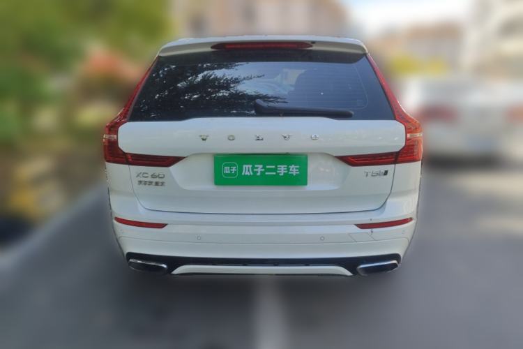 Used Volvo XC60 2019 T5 4x4 Smart & Dynamic Sport Edition China VI Standard
