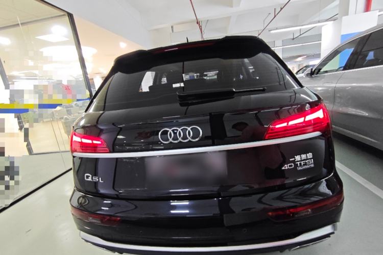 Used Audi Q5L 2022 40T Luxury Dynamic Model
