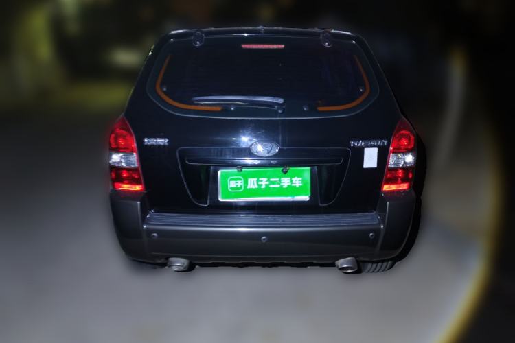 Used Hyundai Tucson 2009 2.0L Manual Two-Wheel Drive Fashion Edition