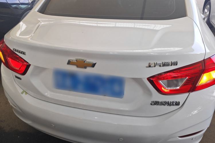 Used Chevrolet Cruze 2018 320 Automatic Pioneer Sunroof Edition