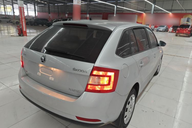 Used Skoda Rapid Spaceback 2014 1.4TSI DSG Enjoyment Edition