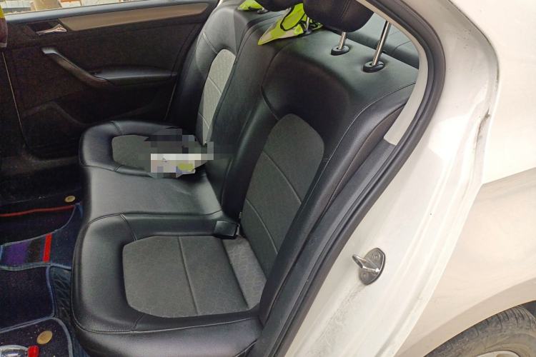 Used Volkswagen Santana 2015 1.6L Manual Comfort Edition Left Rear Seat