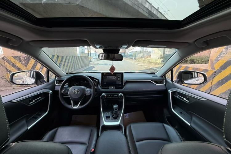 Used Toyota RAV4 2021 2.0L CVT 4x4 Trend Edition
