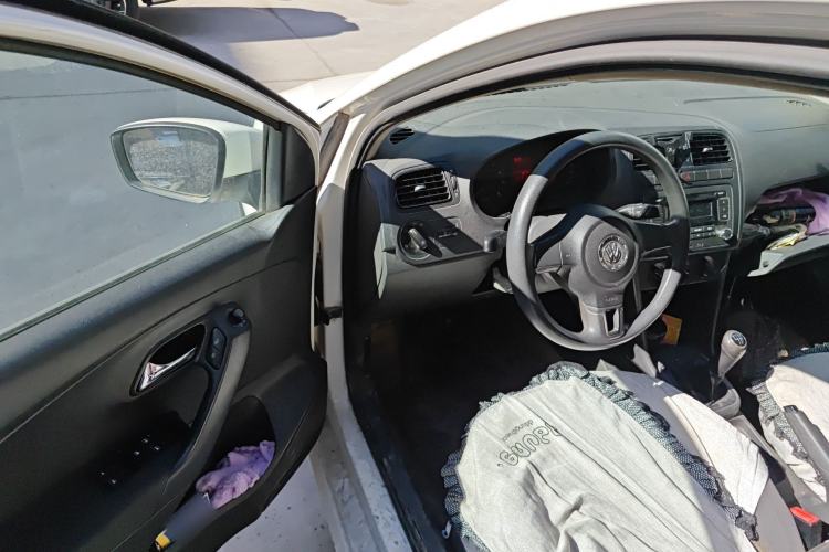 Used Volkswagen Polo 2013 1.4L Manual Fashion Edition Driver Seat