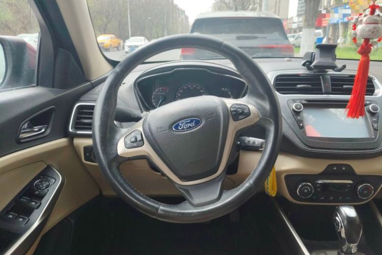 Used Ford Escort 2015 1.5L Automatic Fashion Model Steering Wheel
