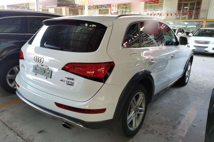 Used Audi Q5 2017 Plus 40 TFSI Technology Model
