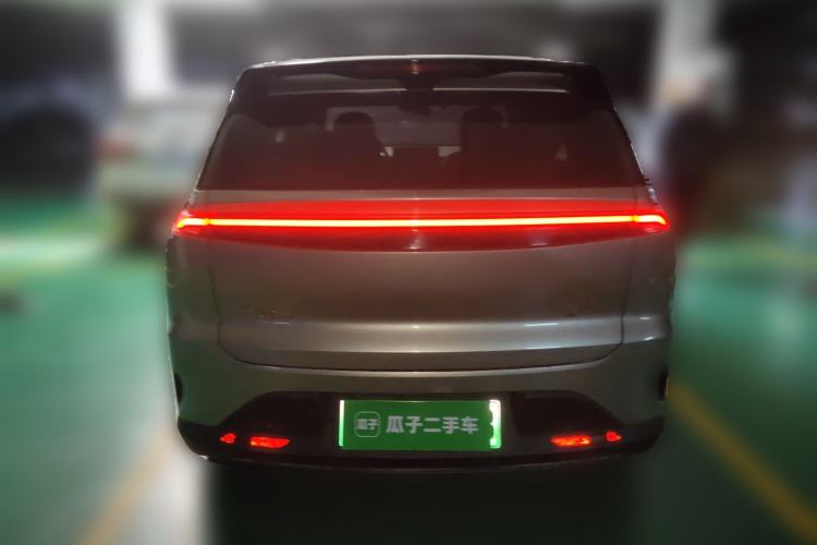 Used Hycan Z03 2022 510 km Range Trendy Cool Version 135 kW 63.98 kWh
