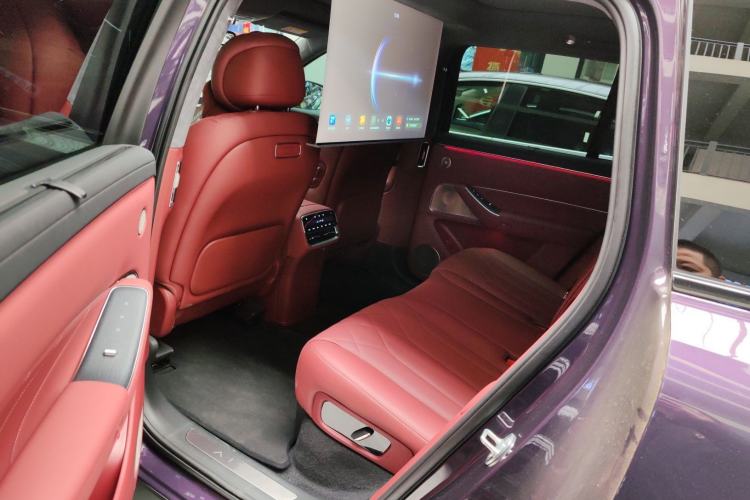 Used Hima AITO M8 2025 Extended-Range Ultra Version 53.4 kWh 5-Seater Edition