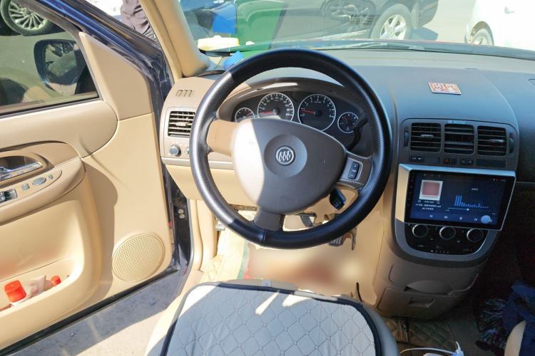 Used Buick GL8 2014 2.4L Classic Edition