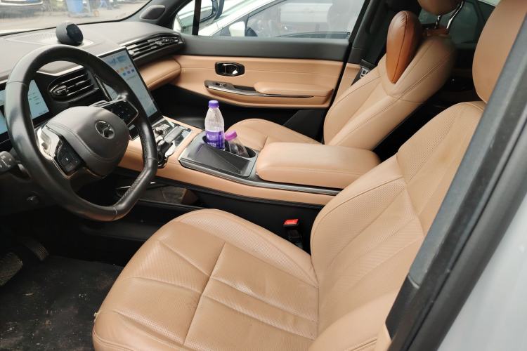 Used Nio ES8 2020 450 km Range 6-Seater Version Left Front Seat